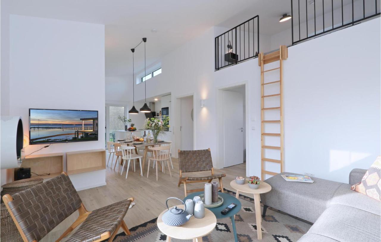 Stunning Home In Lembruch-Duemmer See With Wifi Bagian luar foto