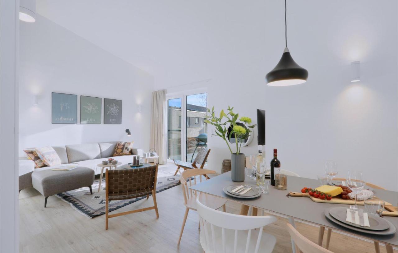 Stunning Home In Lembruch-Duemmer See With Wifi Bagian luar foto