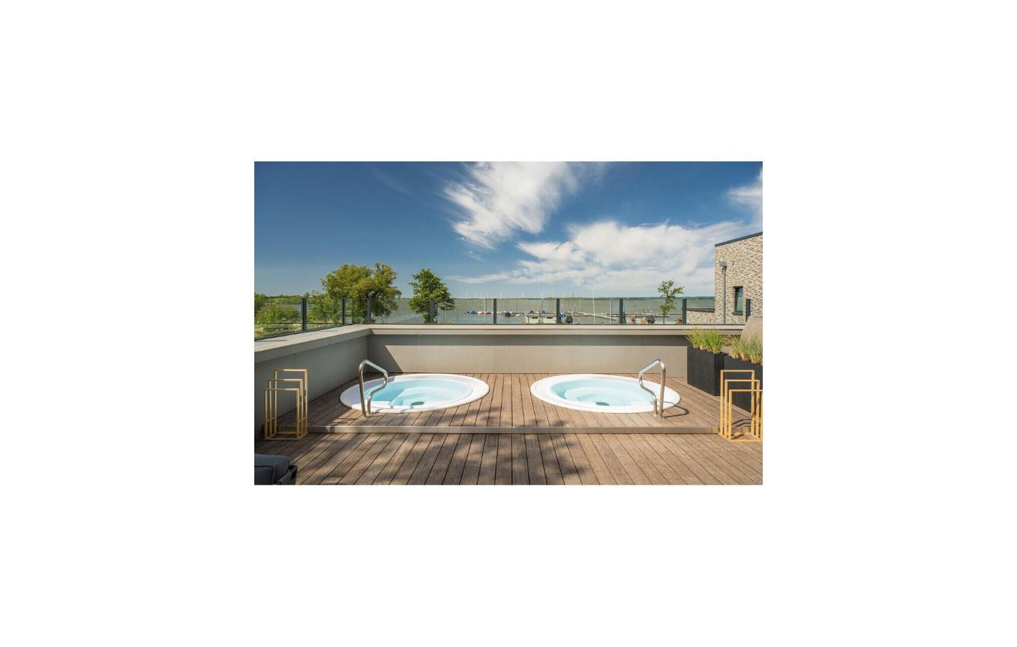 Stunning Home In Lembruch-Duemmer See With Wifi Bagian luar foto